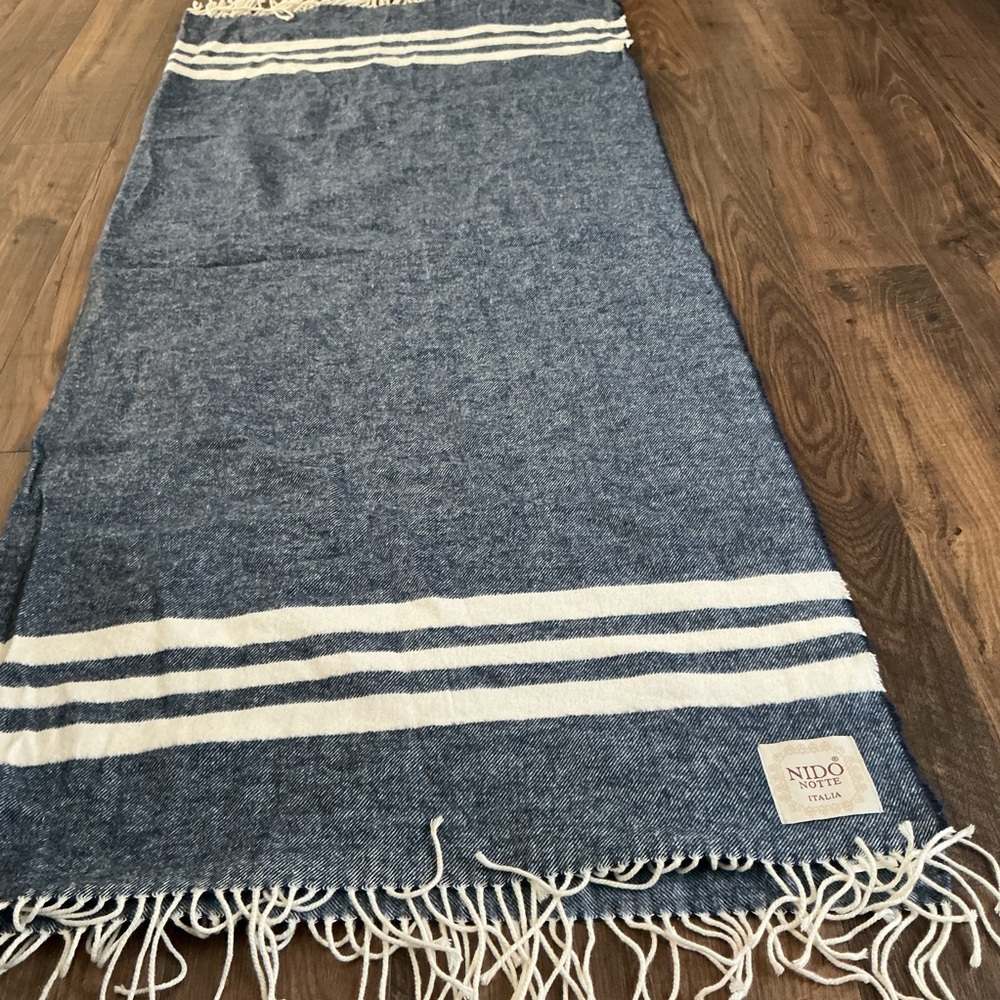 Nido Notte Italia Throw Blanket 60x50 Fringed Coastal Beach House Cottagecore